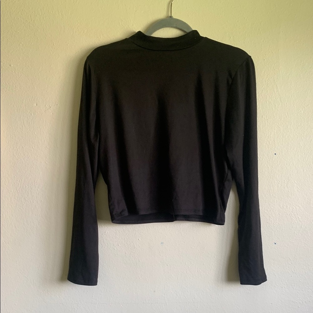 Gaze Black Long Sleeve Crop Shirt with Mock Neck Collar